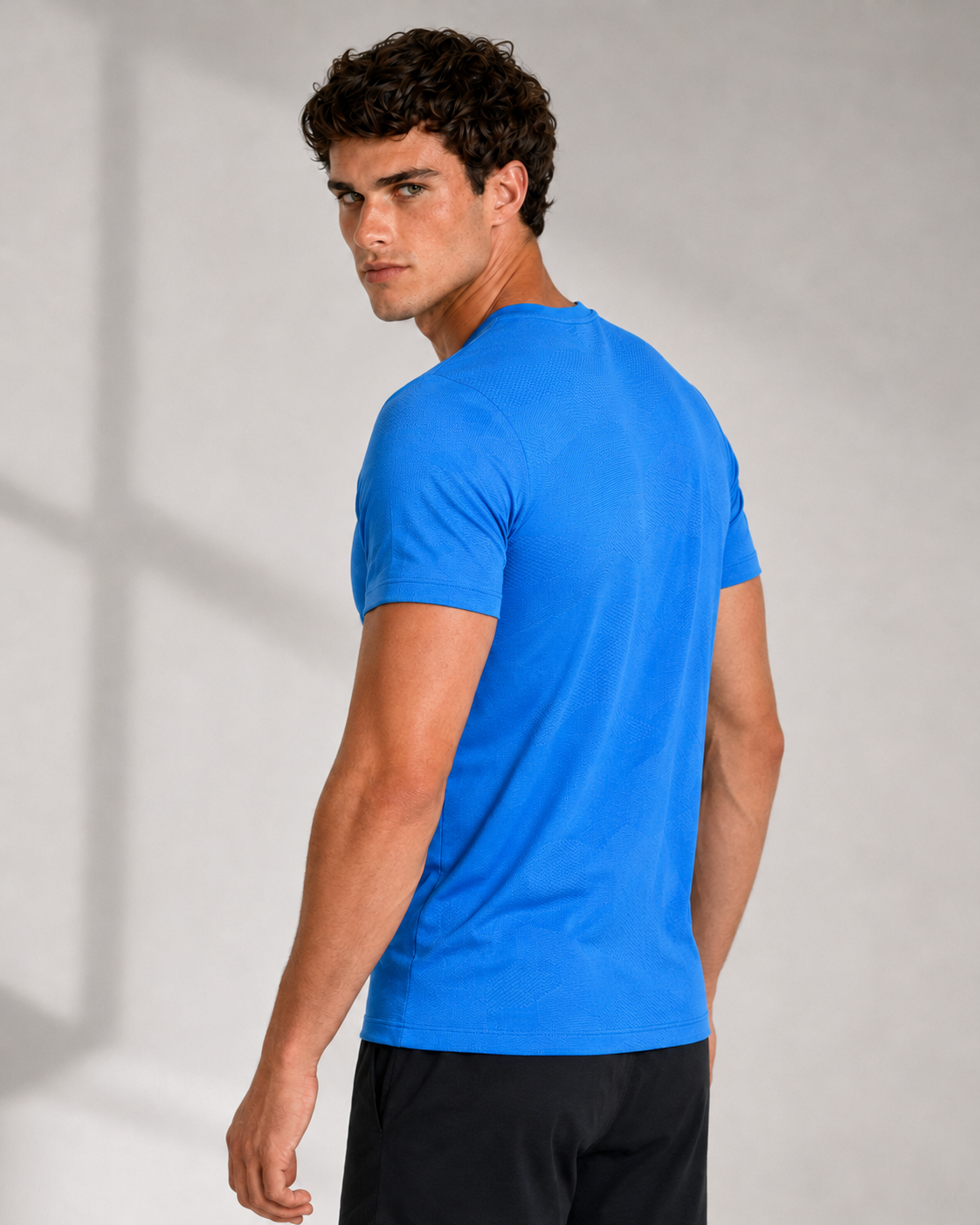 MEN-ESSENTIAL-T-SHIRT (AMPARO-BLUE)