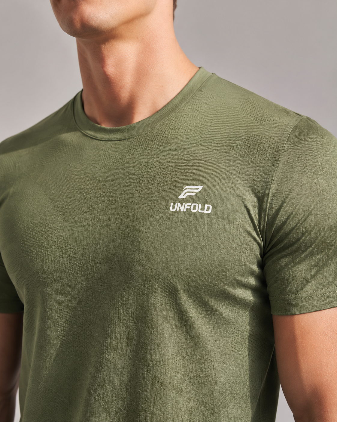 MEN-ESSENTIAL-T-SHIRT (OLIVE-GREEN)